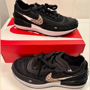 Nike Waffle One SE sneaker- Women’s 6.5- black/cheetah